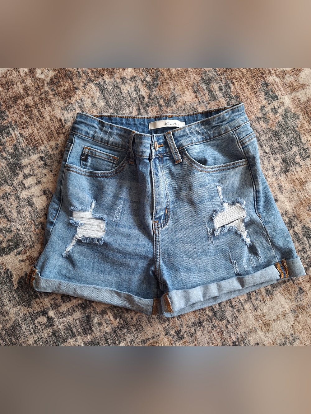 KanCan Distressed Rolled-Hem Jean Shorts. Sz 7.